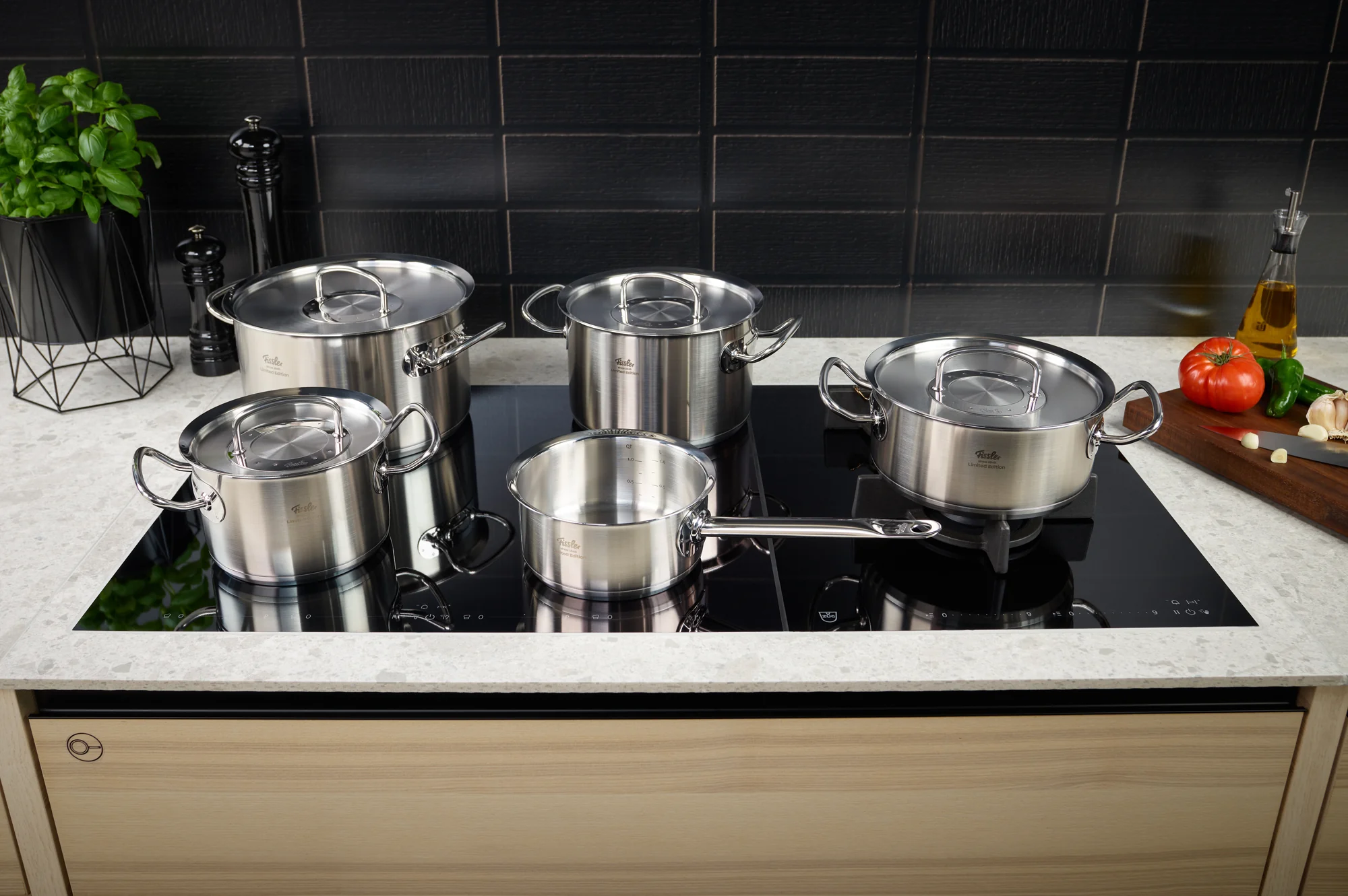 Original-Profi Collection® Retro 5-tlg. Topf-Set mit Metalldeckel